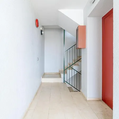 157-empurialola-apartamento Con Vistas Preciosas En Daire