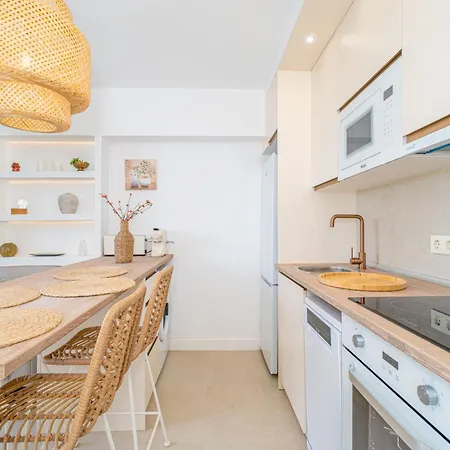 157-empurialola-apartamento Con Vistas Preciosas En Apartment